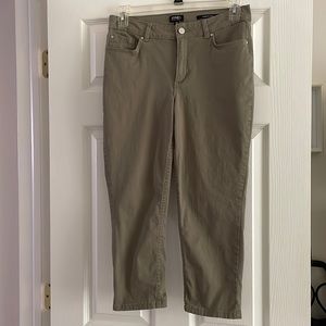 Jones NewYork Capri Pants